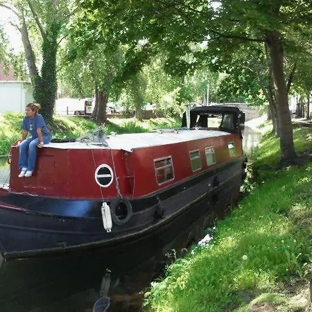 보트호텔 Barge Hire *